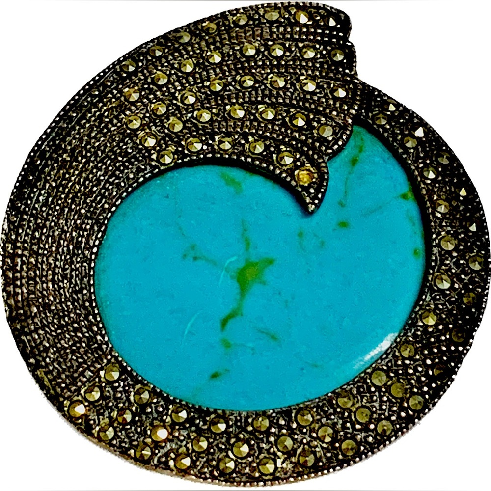 Vintage turquoise pin